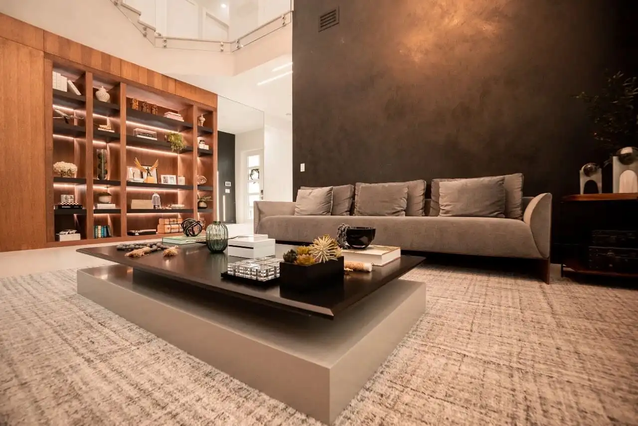 The Art of Layered Walls in Miami Interior Design